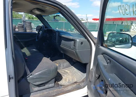 2002 GMC Sierra 1500 Standard z USA, uszkodzony, nr VIN 1GTEC14V22Z900924